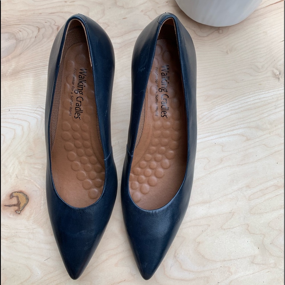Walking Cradles woman’s NWT heels - Picture 2 of 11